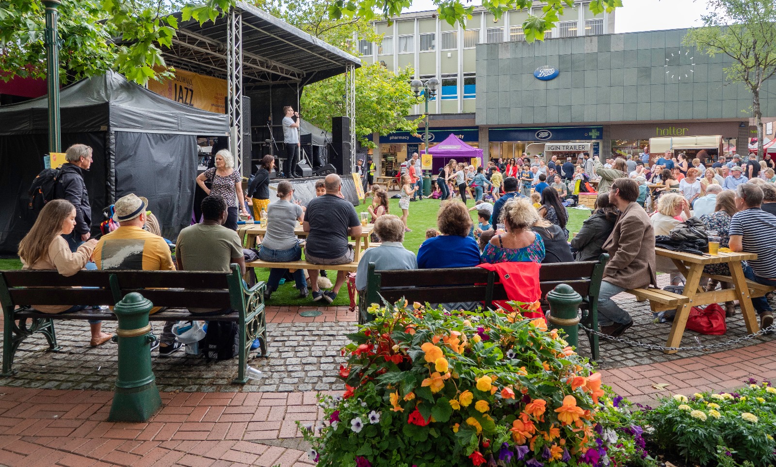 music concert production , festival production , event hire music festival , sse hire , wigwam hire , pacific sound , local production company , 