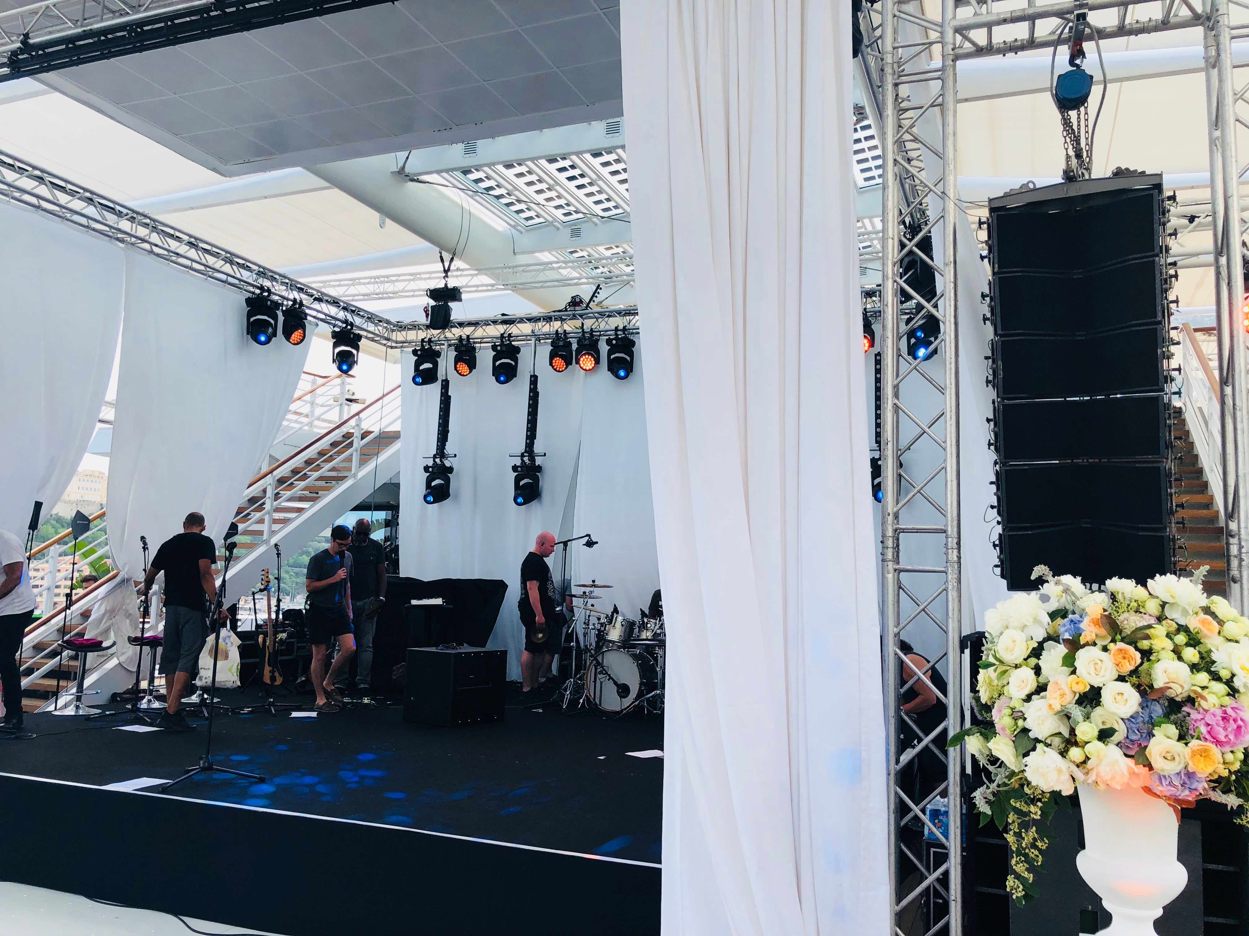 Jessie J private hire , hire jessie j , how much is jessie j worth , jessie j net worth ,