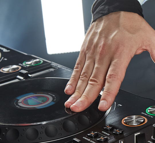 CDJ3000 hire , CDJ-3000 hire , hire a CDJ 3000 , pioneer CDJ3000 hire ,