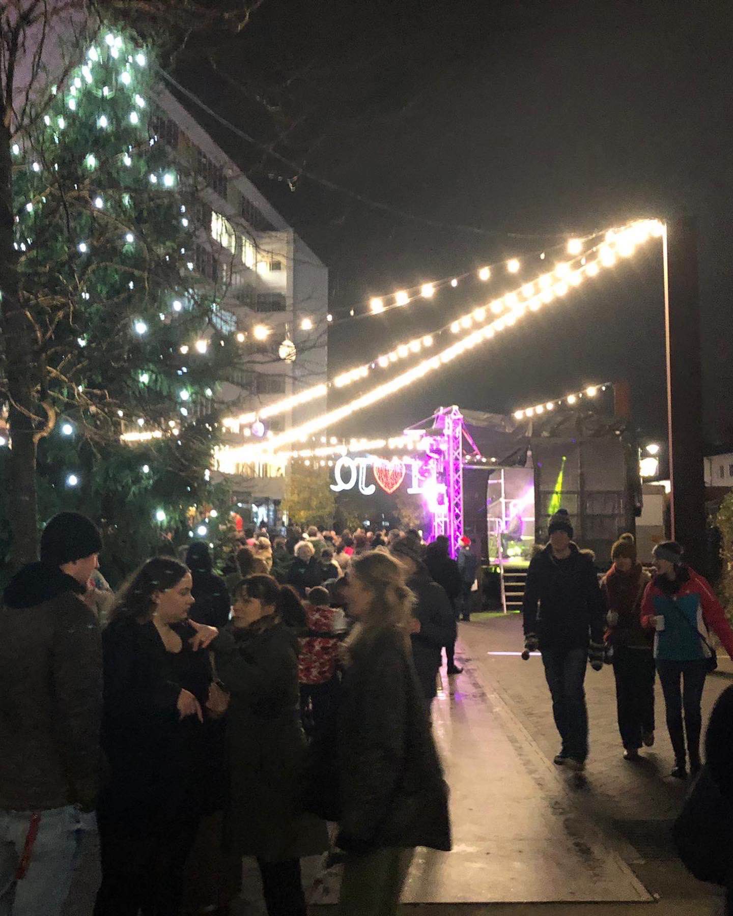 JQ BID , jewellery quarter BID , birmingham christmas lights , birmingham events , free fireworks birmingham ,