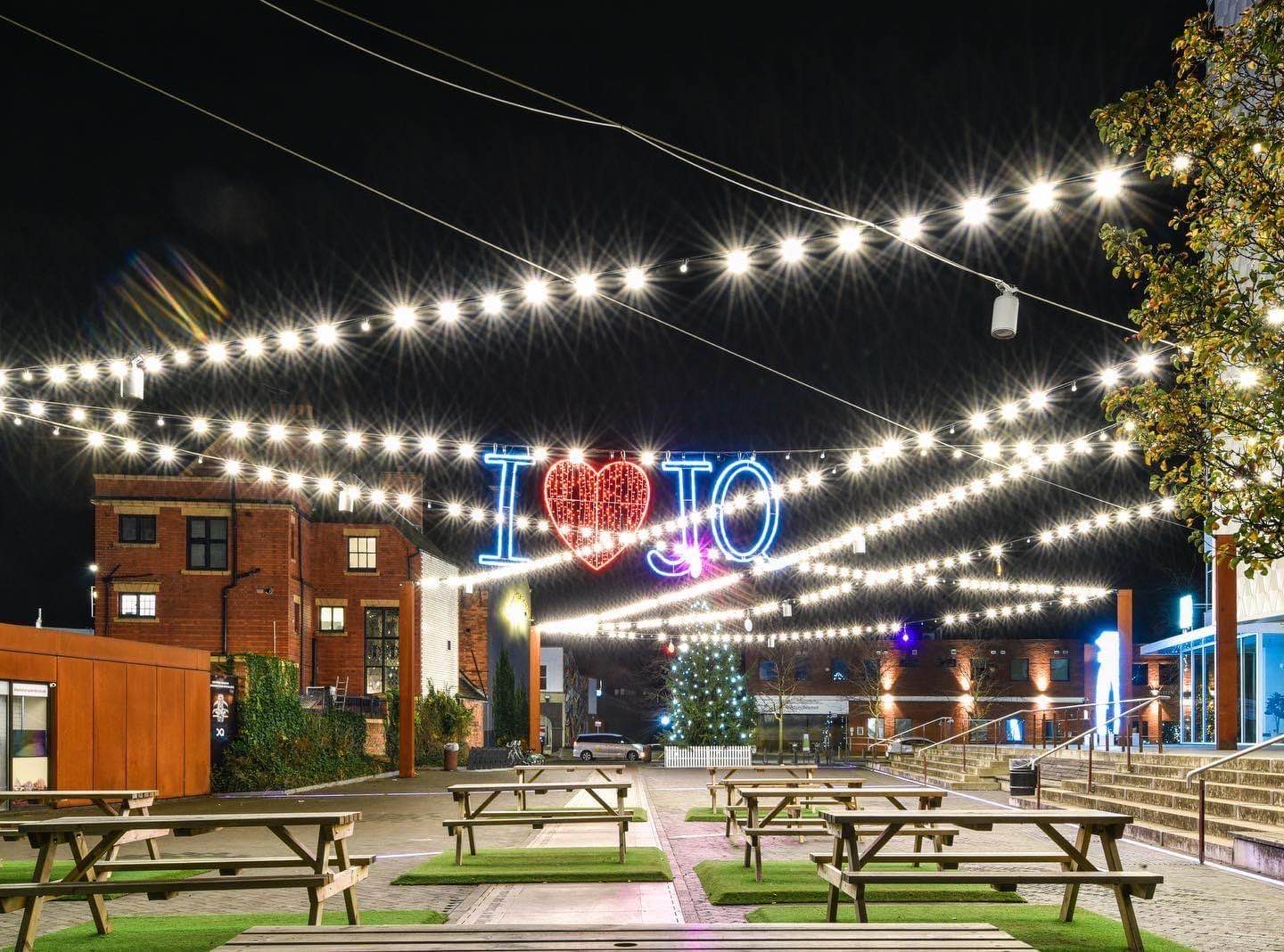 JQ BID , jewellery quarter BID , birmingham christmas lights , birmingham events , free fireworks birmingham ,