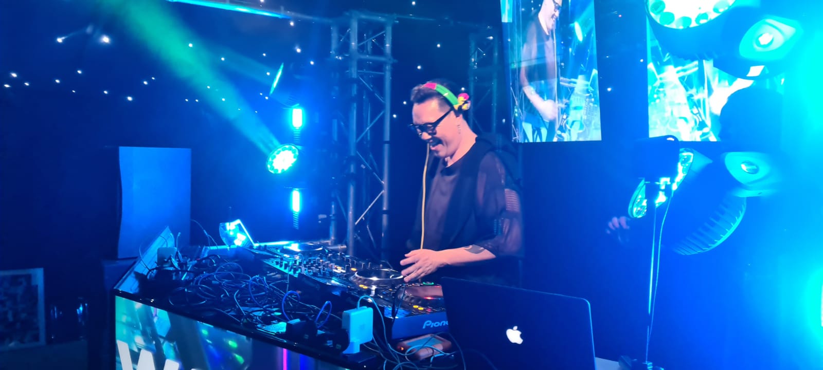 gok wan , gok , isloation nation , dj , production hire , cannock sound , stage men , pioneer cdj ,