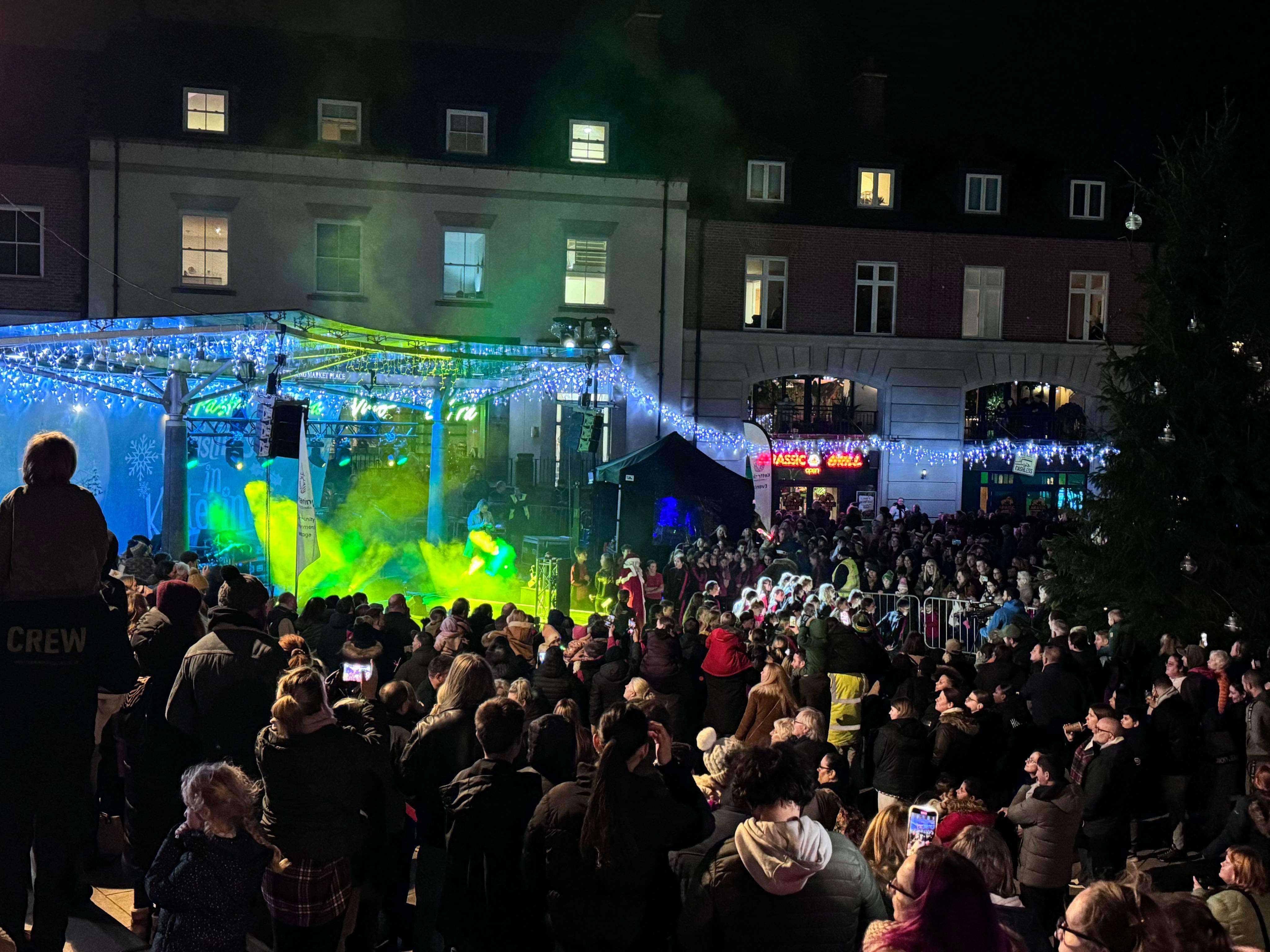 Kettering , northampton, christmas lights , christmas lights in kettering  , northampton , cannock sound hire , stage men , sound hire , stage hire ,