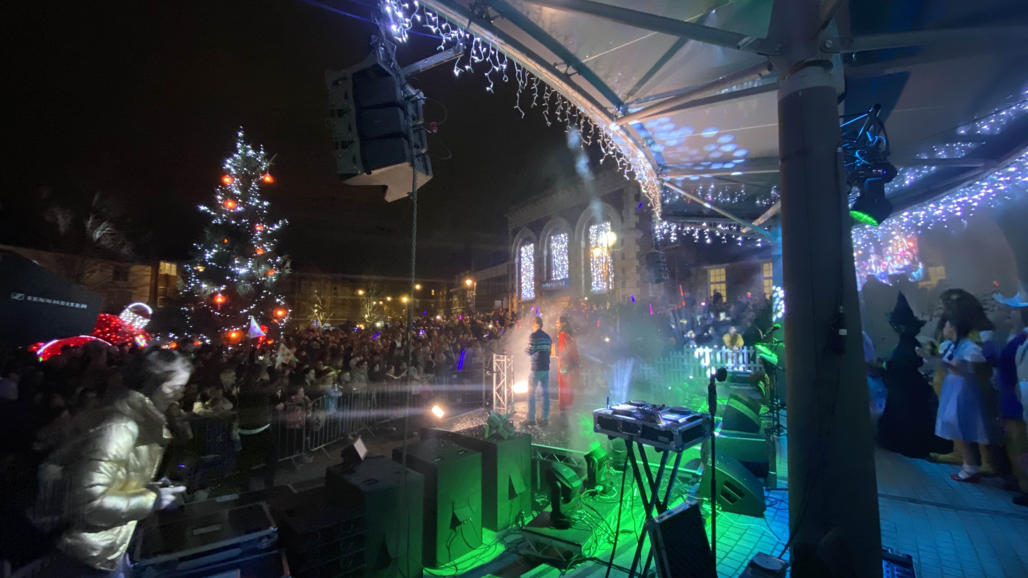 Kettering , northampton, christmas lights , christmas lights in kettering  , northampton , cannock sound hire , stage men , sound hire , stage hire ,
