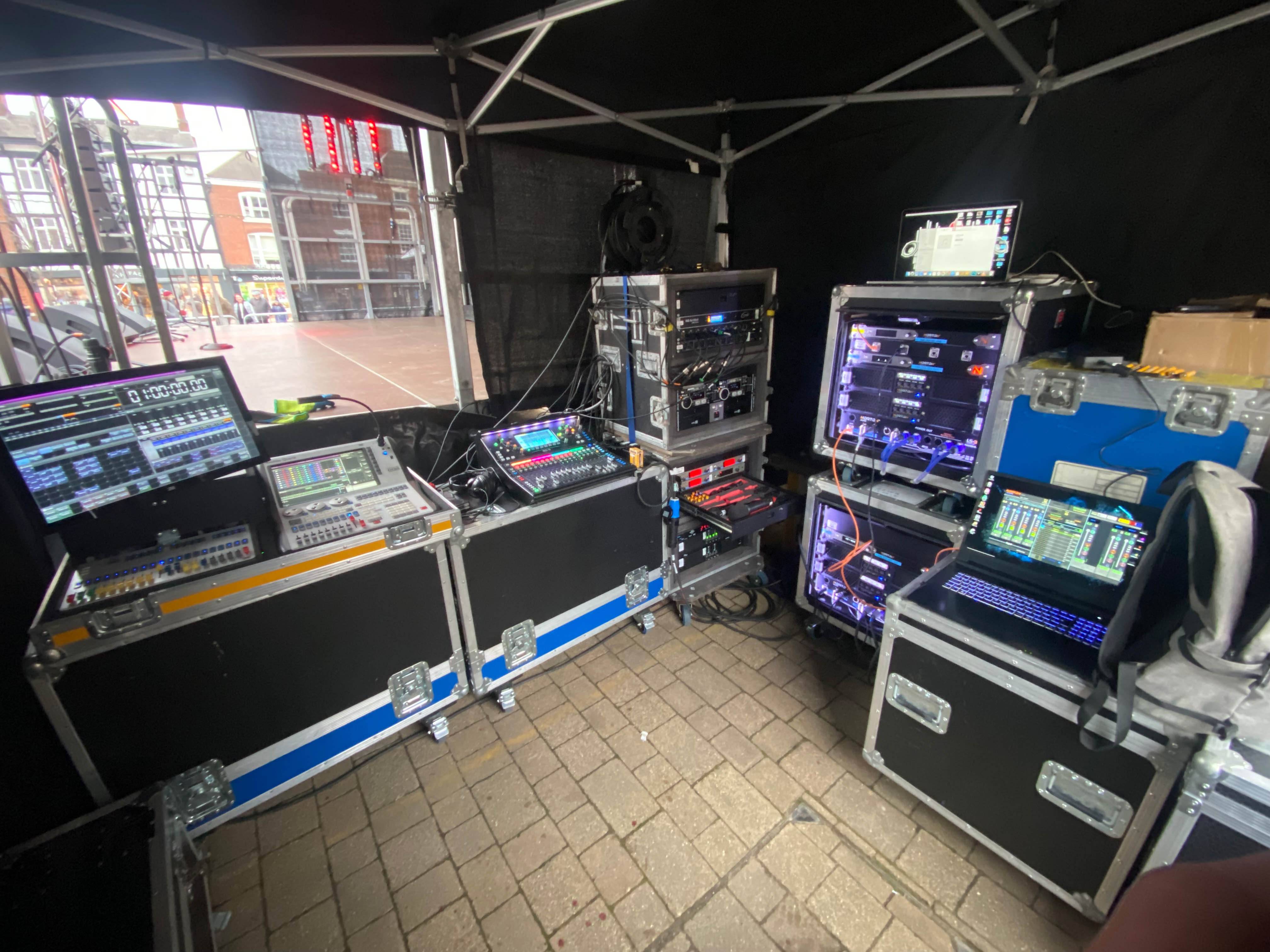 lichfield christmas , lichfield market , lichfield events , lichfield music concert ,