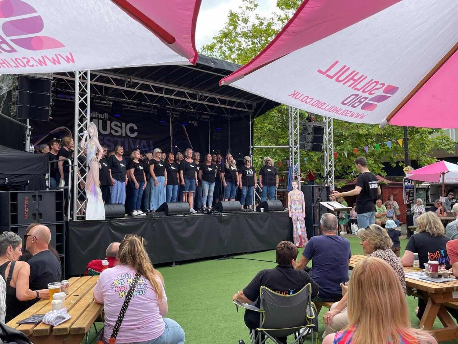 solihull music, solihull free festival , solihull summerfest , free tickets , hire , rent , stage men , cannock sound , free music solihull , whats on in solihull ,