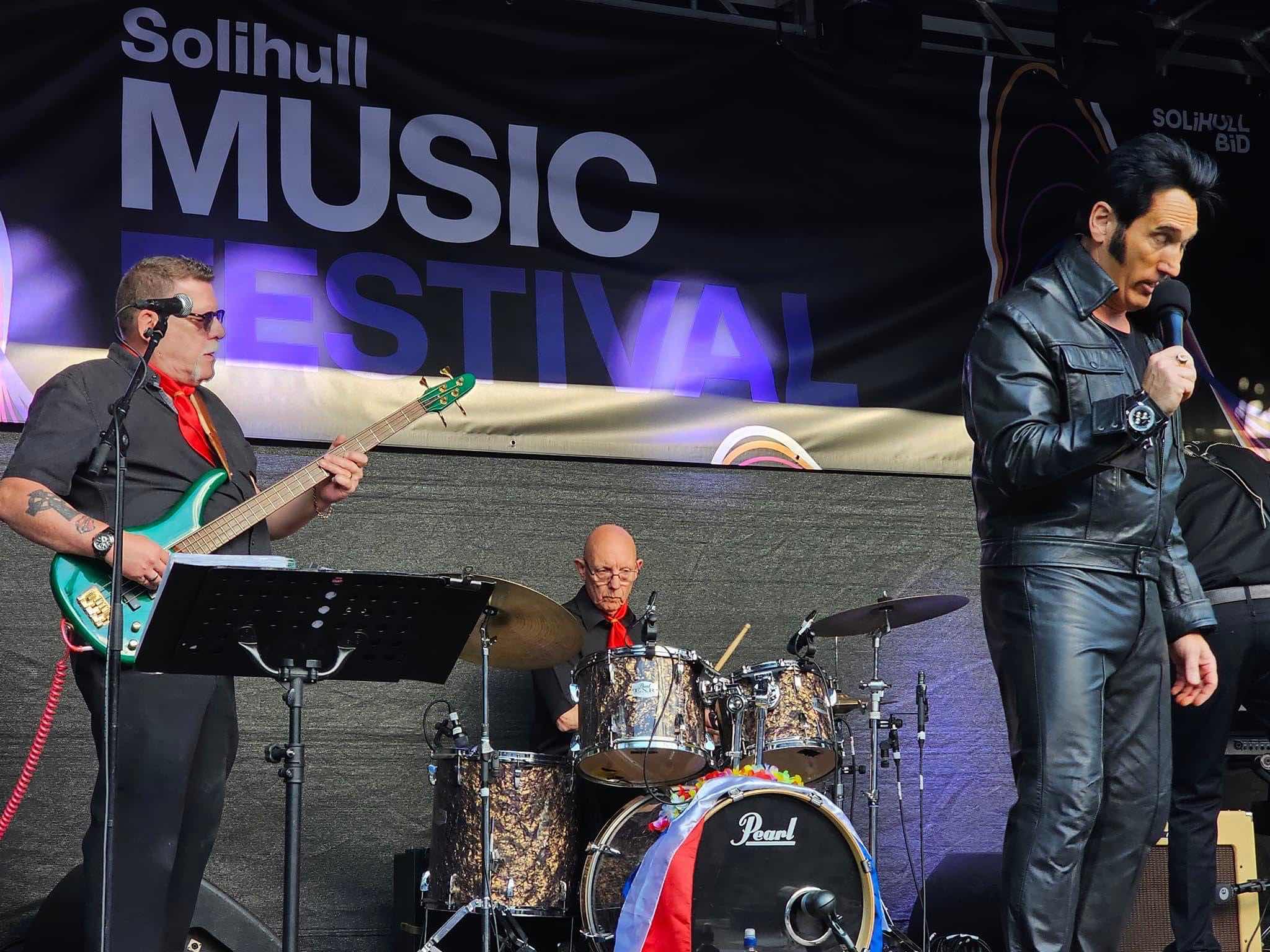 solihull music, solihull free festival , solihull summerfest , free tickets , hire , rent , stage men , cannock sound , free music solihull , whats on in solihull ,