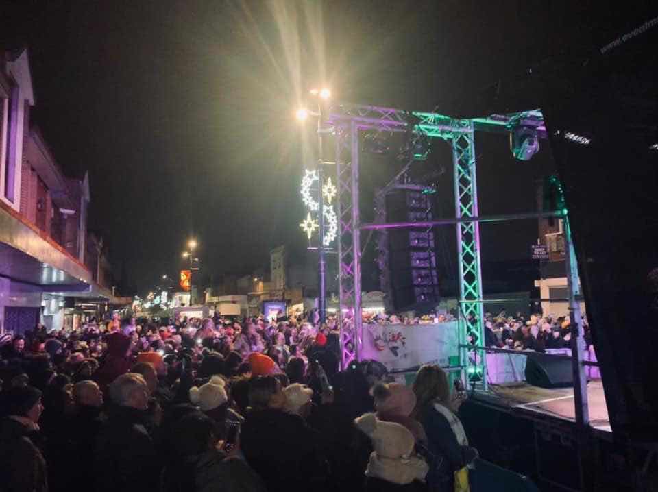 west bromwich christmas , west bromwich lights , west bromwich switch on , west bromwich 2019 , west bromwich news , west bromwich concert , christmas shopping in west bromwich , west bromwich opening hours , west bromwich review , cannocksound , stage men , 