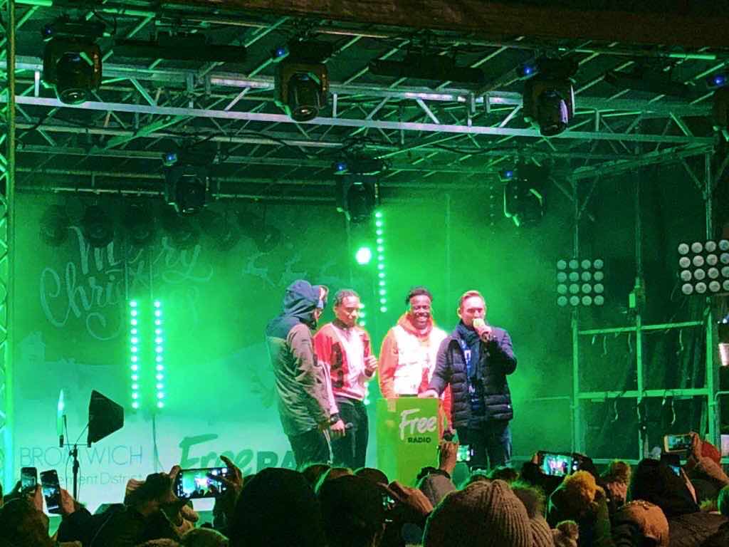 west bromwich christmas , west bromwich lights , west bromwich switch on , west bromwich 2019 , west bromwich news , west bromwich concert , christmas shopping in west bromwich , west bromwich opening hours , west bromwich review , cannocksound , stage men , 