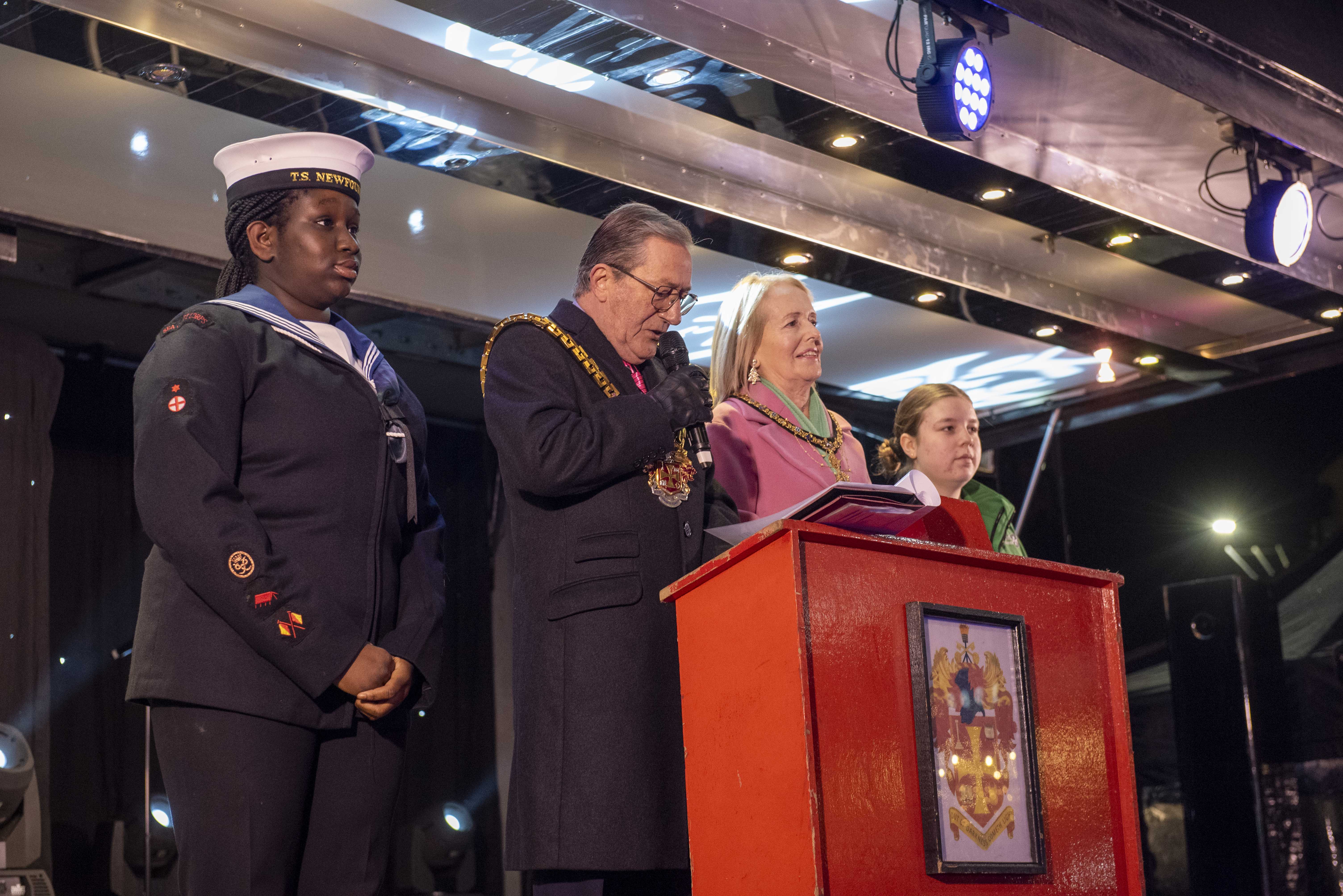 wolverhampton christmas , lights , christmas lights , stagemen , cannock sound , cannocksoundhire , cannock sound hire , norton audio , production ,